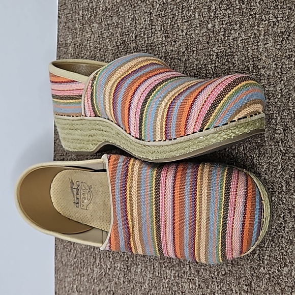 Dansko Vegan Womens 39 Rainbow Striped Woven Jute Mule Clogs Size 10.5 (41l - Picture 3 of 7
